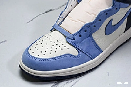 in Flight  1 High Jordan FD2596-400 First OG 1020